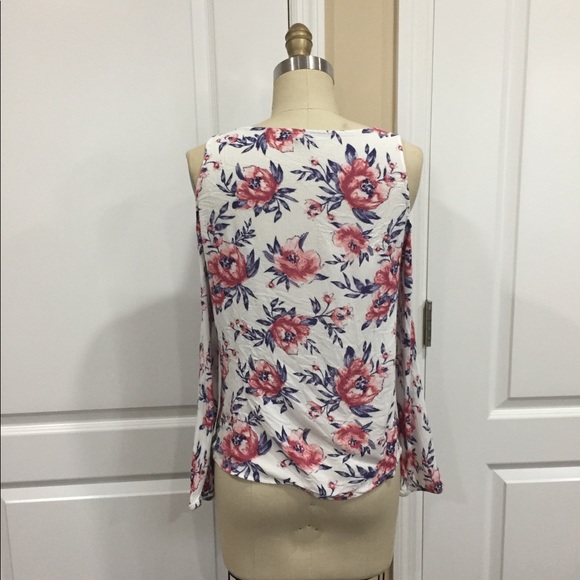 Charlotte Russe Off Shoulder Shirt - Picture 3 of 7